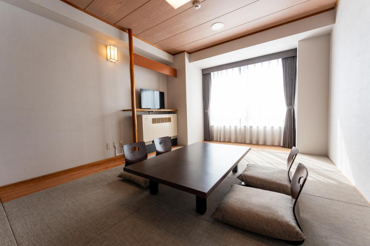 Kamenoi Hotel Kusatsu Yubatake Exterior photo
