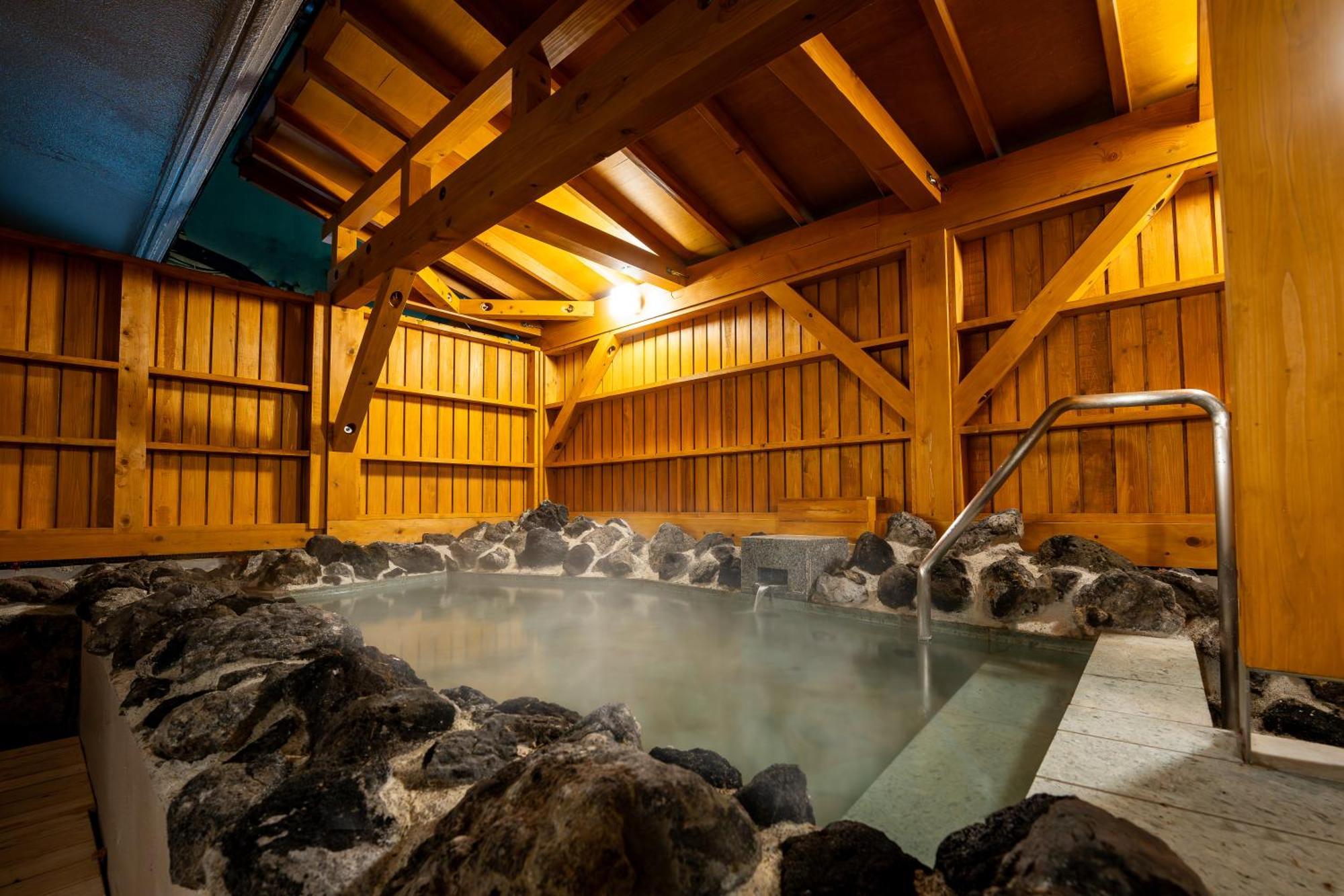 Kamenoi Hotel Kusatsu Yubatake Exterior photo